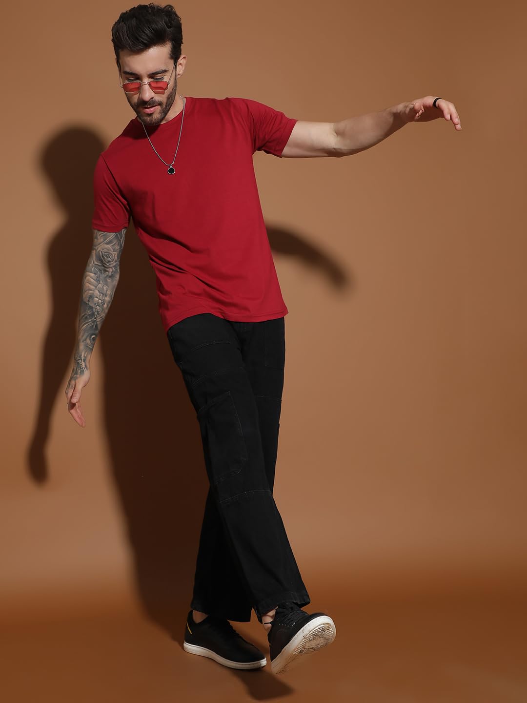 EPPE Men Solid Round Neck Organic Cotton Wine Red T-Shirt