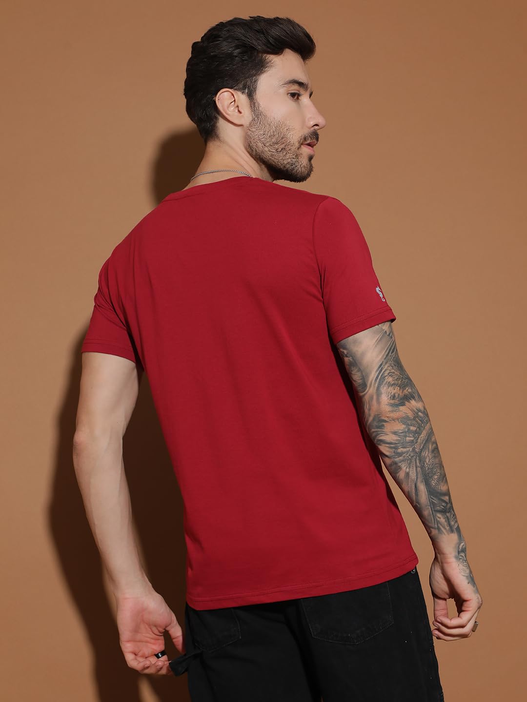 EPPE Men Solid Round Neck Organic Cotton Wine Red T-Shirt